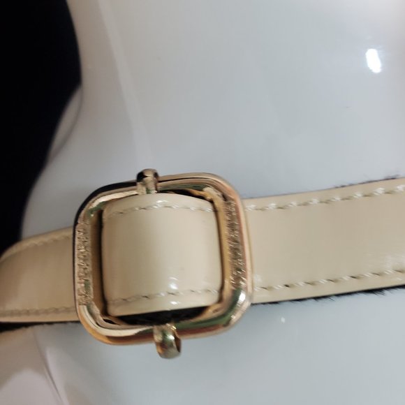 Bei Bao Bao Ivory Faux Leather Circular Round Cross-Body bag with Gold Hardware - Picture 6 of 14